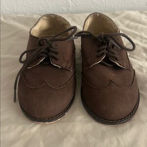 Brown Leather Lace-Up Shoes